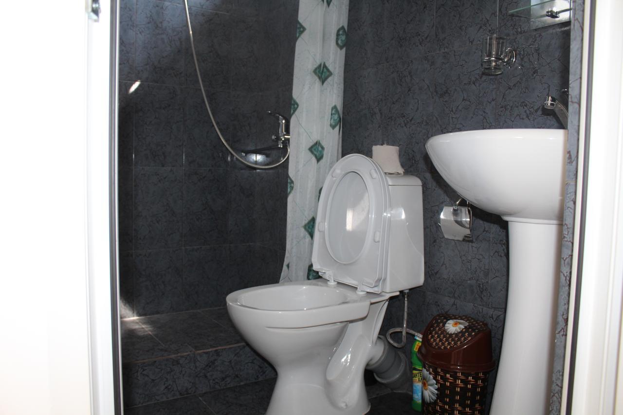 Guest House U Aleny Gagra Extérieur photo