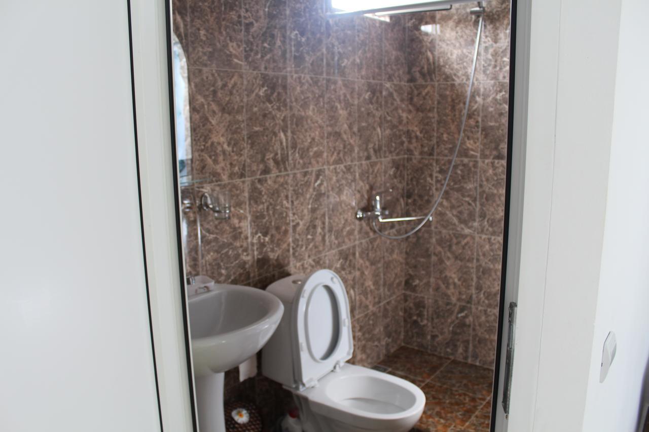 Guest House U Aleny Gagra Extérieur photo